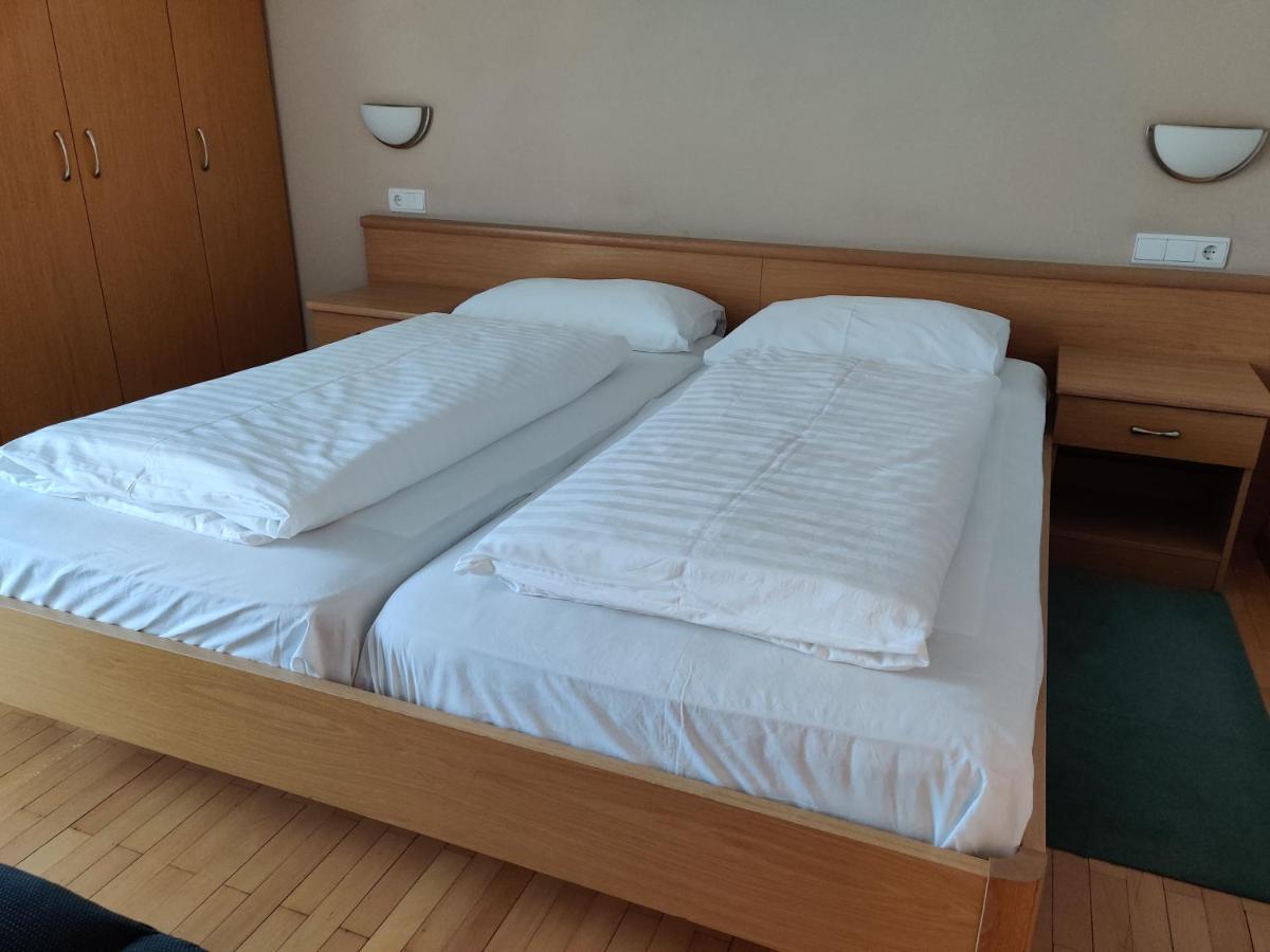 Garni Maria Hotel Vahrn Ngoại thất bức ảnh